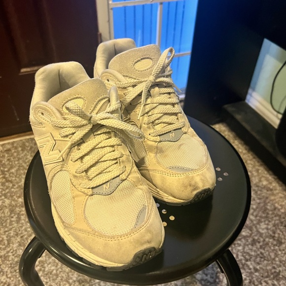 New Balance 2002R - Picture 3 of 3